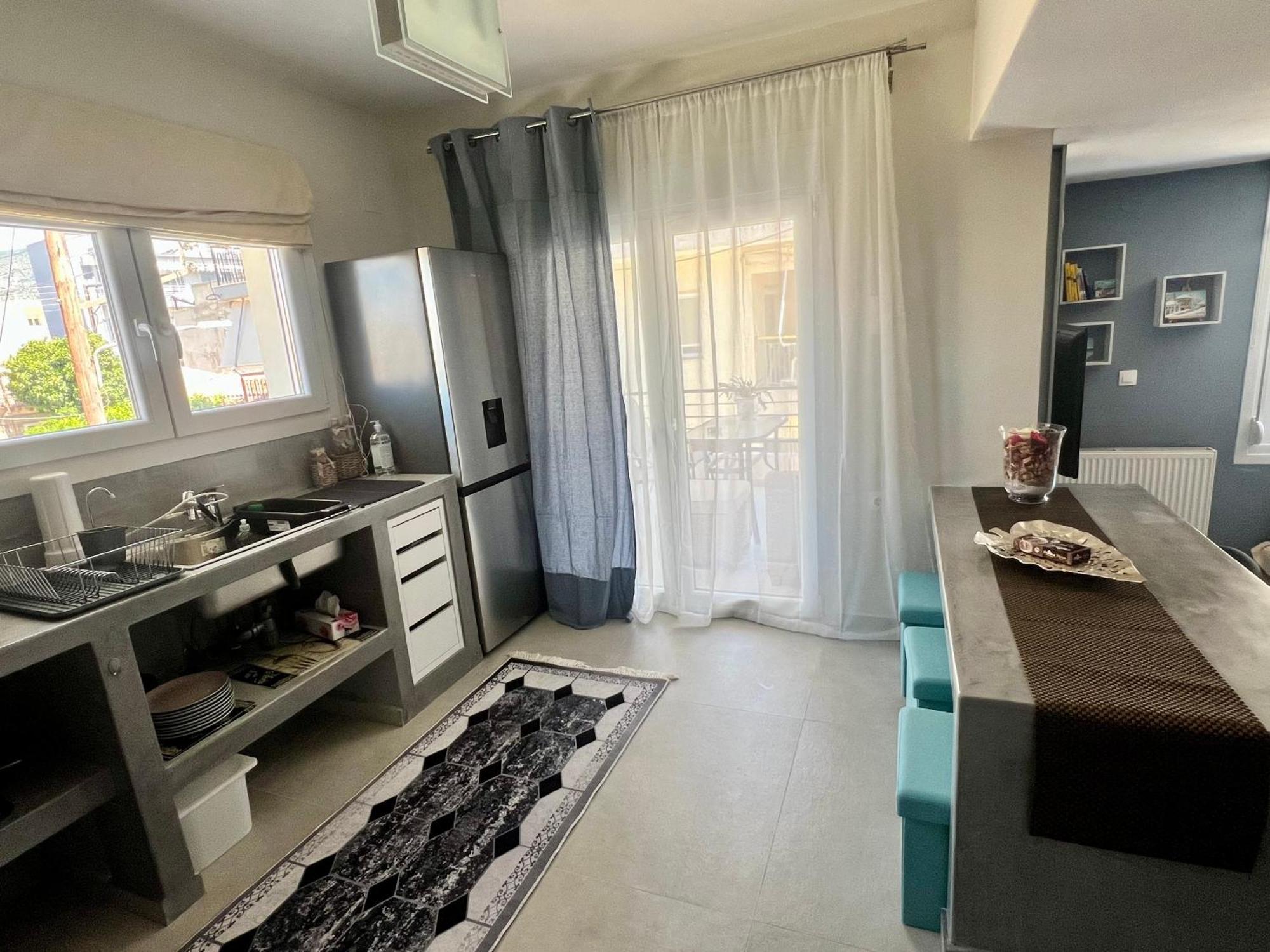 Modern Family Retreat Apartment Волос Екстериор снимка
