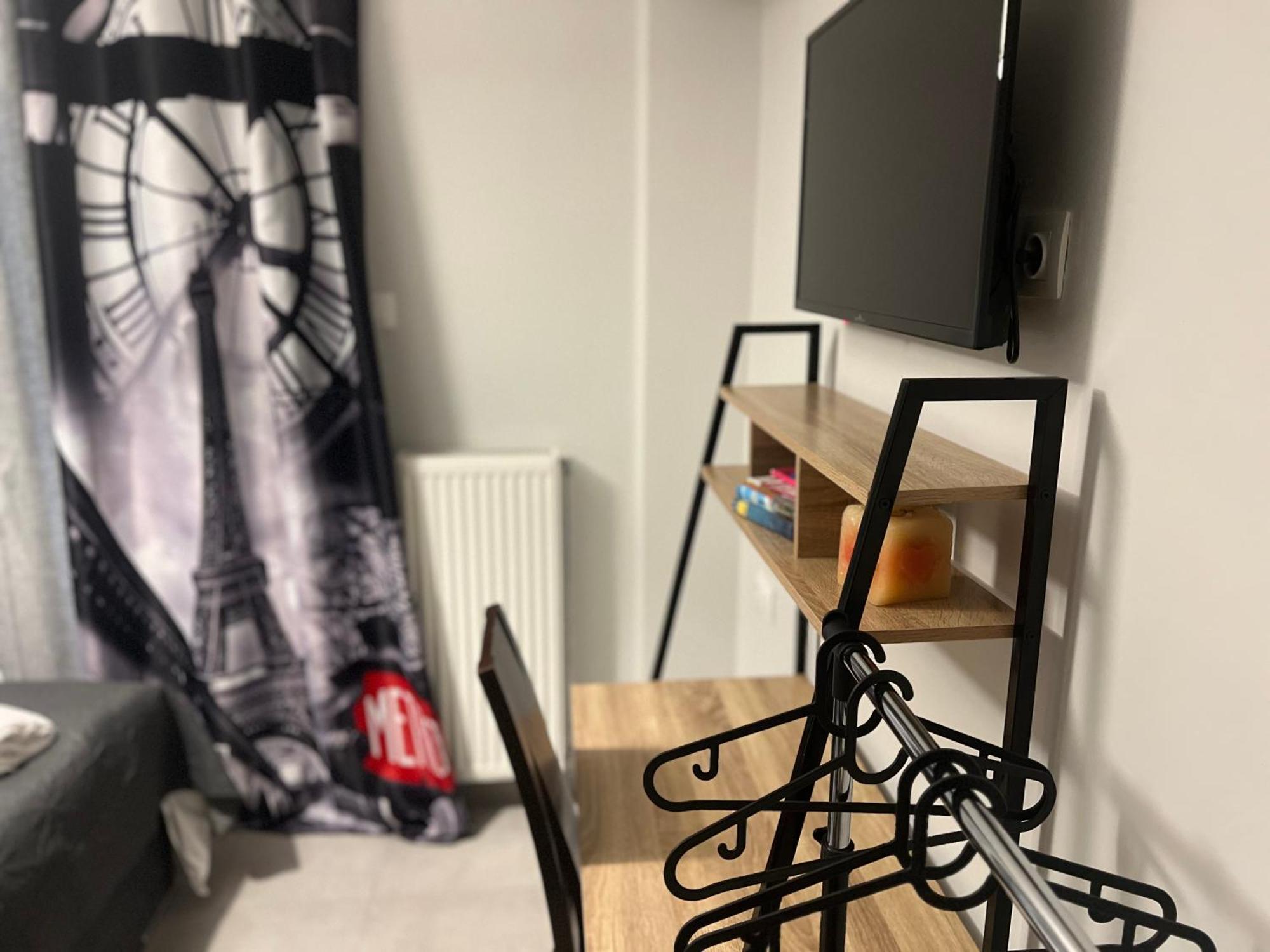 Modern Family Retreat Apartment Волос Екстериор снимка
